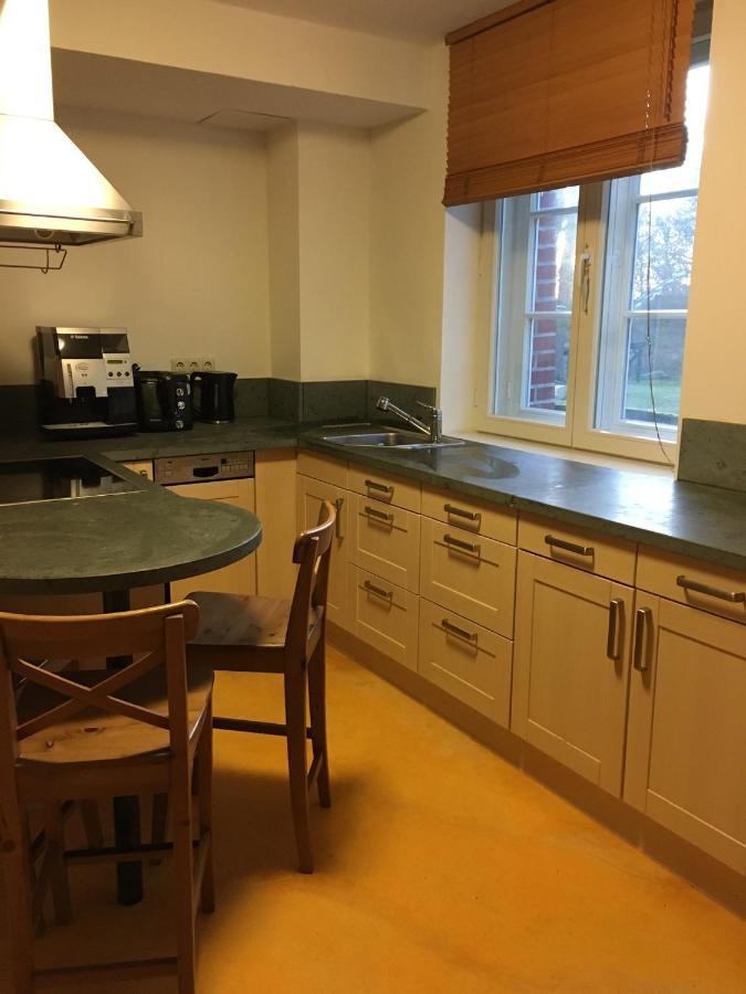 Gutshaus Mit Seeblick - Oekologisch & Nachhaltig Lubow Extérieur photo
